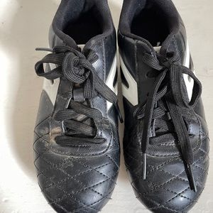 Starter kids soccer cleats - size 3
